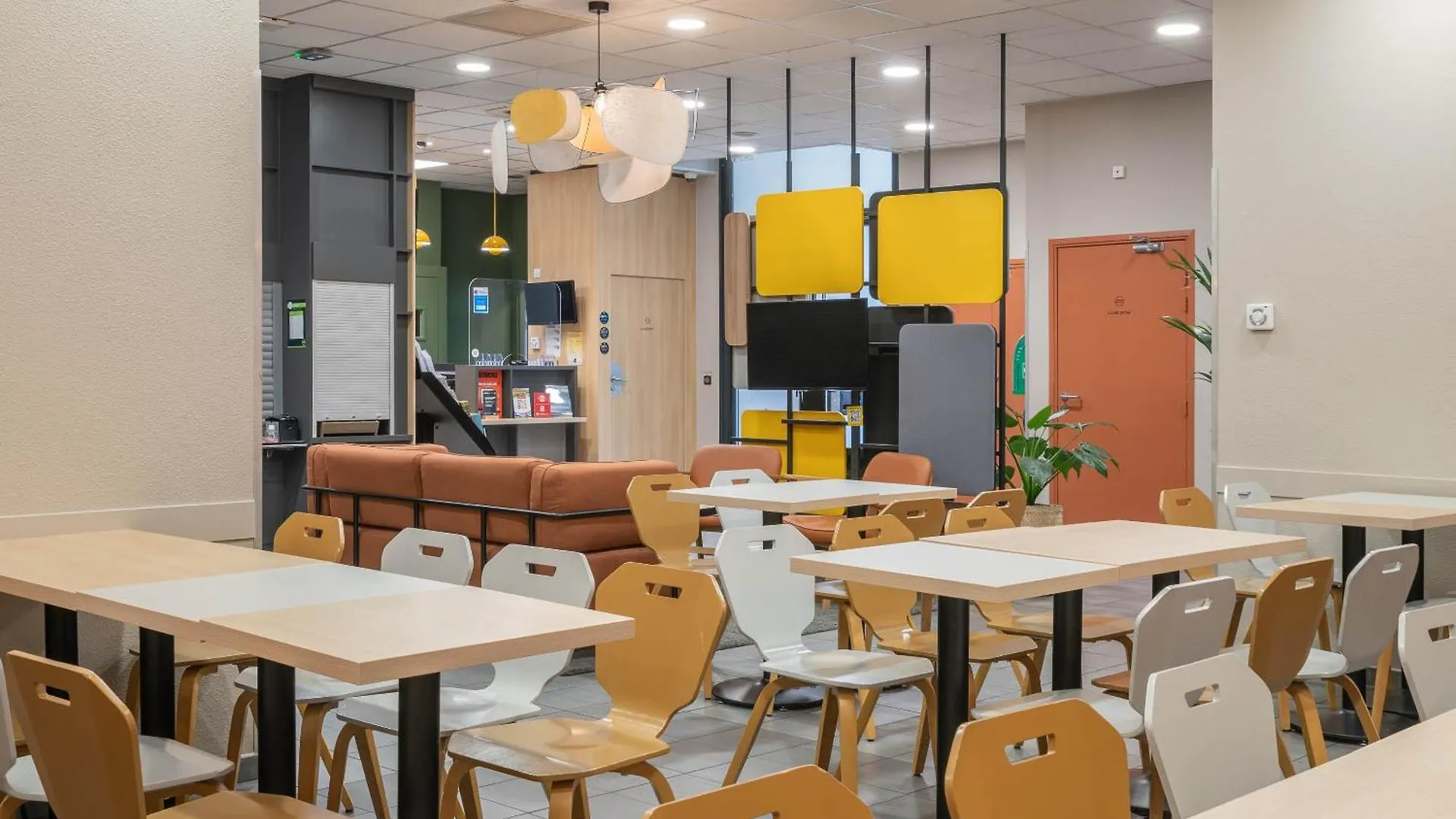 **  B&B Hotel Lyon Ouest Tassin Frankrig