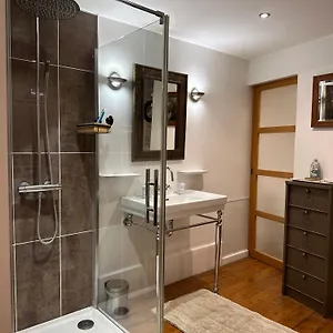 De Charme Au Coeur Du Vieux - Confort & Calme Bed & Breakfast