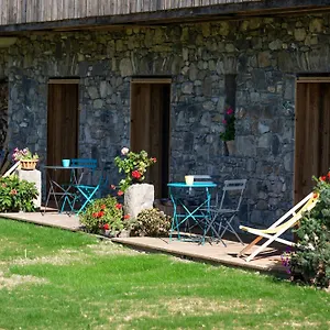 Les Mazots Des Fees Bed & Breakfast