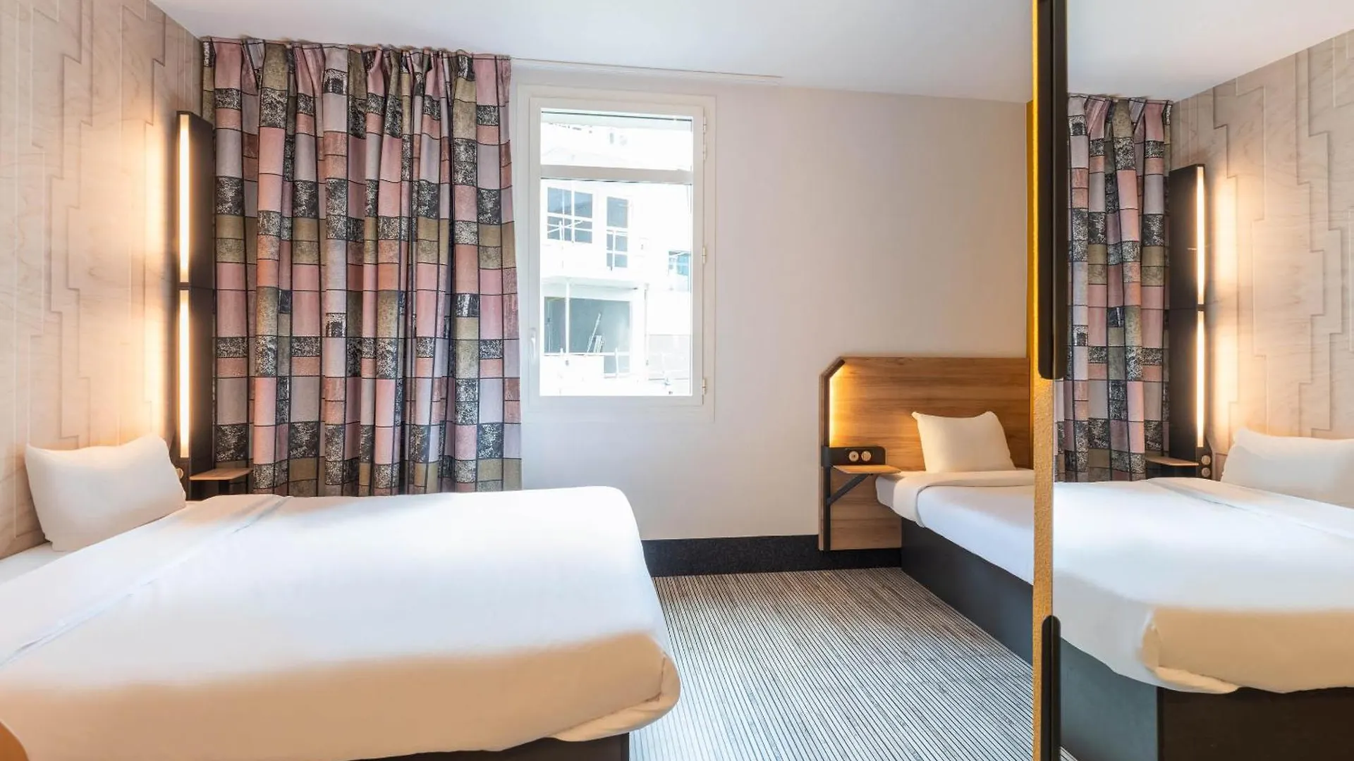 **  B&B Hotel Lyon Ouest Tassin France